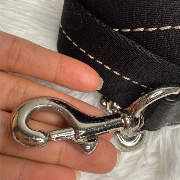 Black Shoulder Replacement Strap - Picture 2 of 6